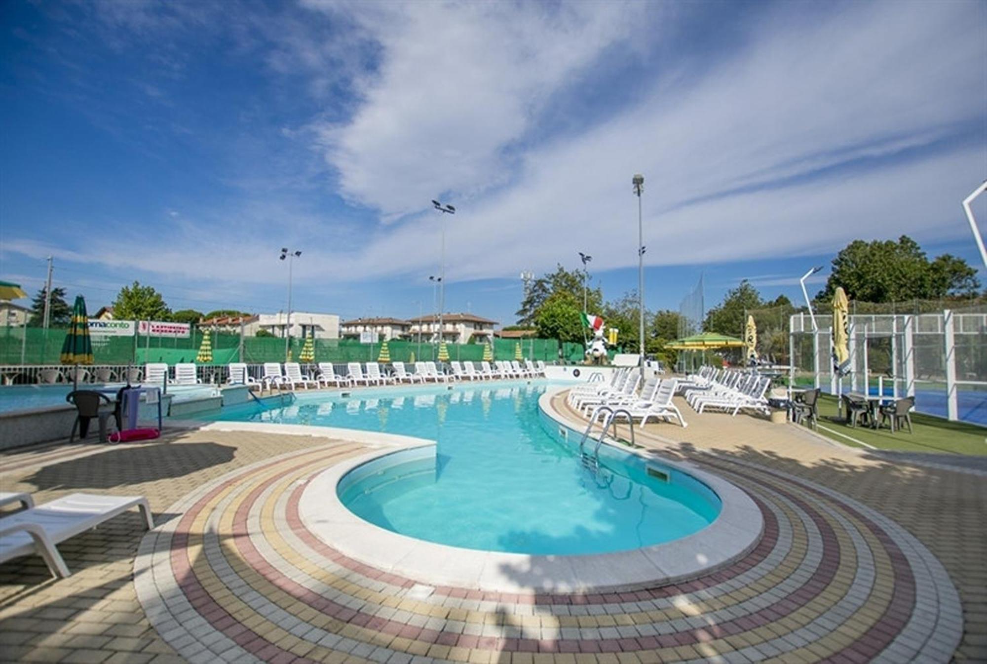 Hotel Savoia Cesenatico Exterior foto